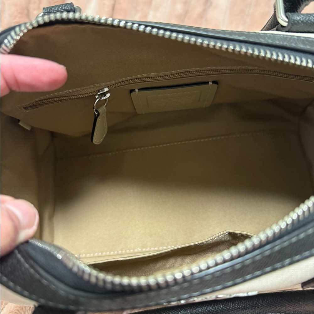Black and White Coach Rowan Satchel - Picture 5 of 8